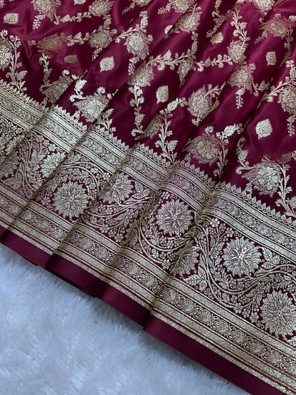 Premium Wine Plum Katan Silk Banarasi Saree with Elaborate Floral Border and Diagonal Jaal Work