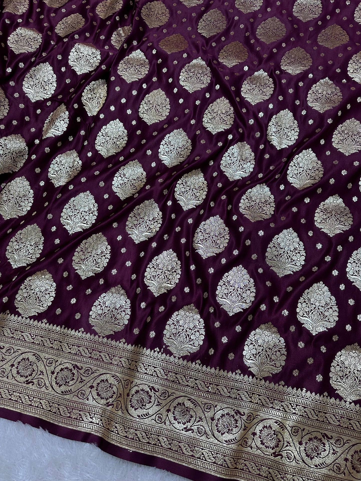Premium Royal Wine Katan Silk Banarasi Saree with Elaborate Kalka Border and Traditional Paisa Butis